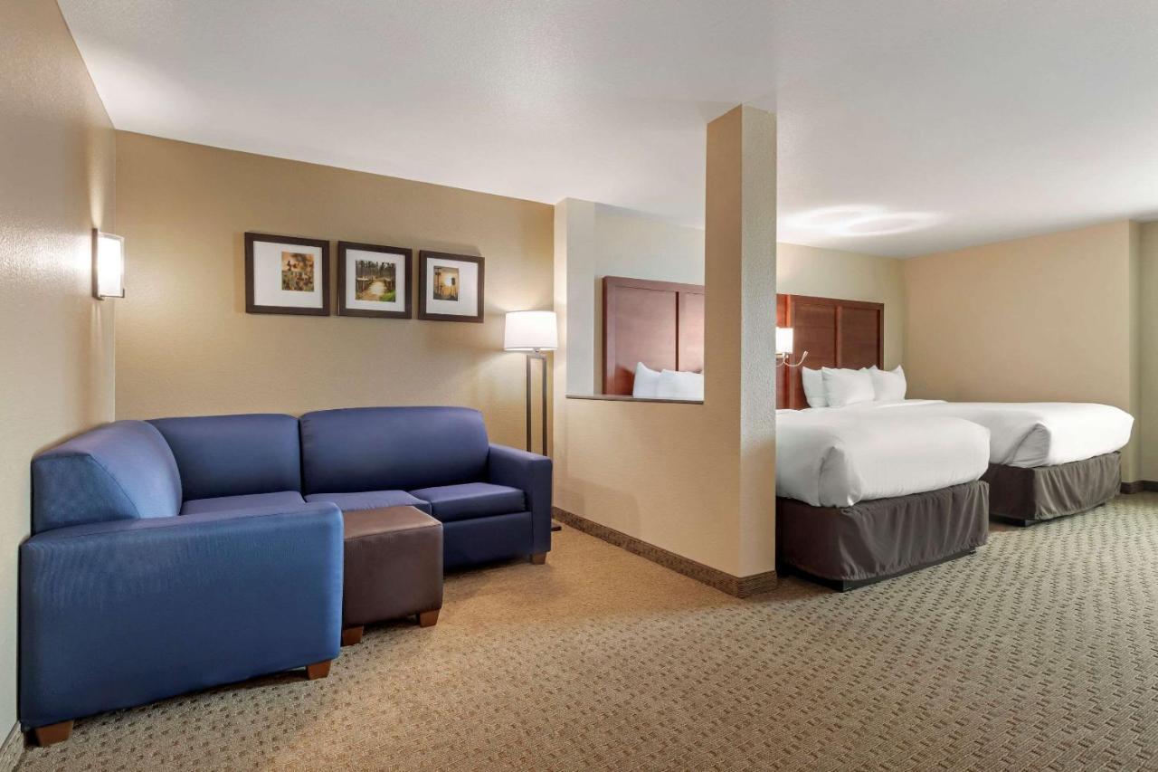 Comfort & Dfw West 3*