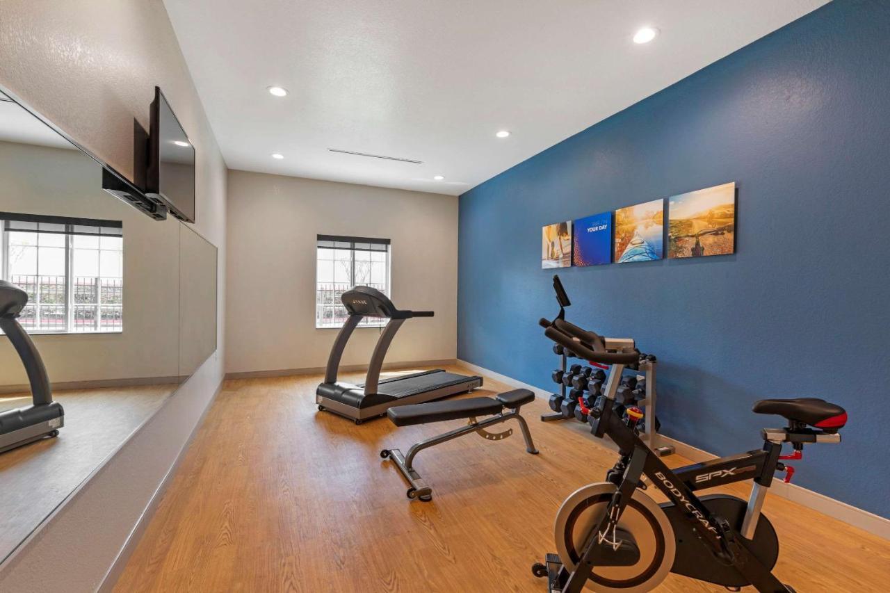 Hotel Comfort & Dfw West Euless
